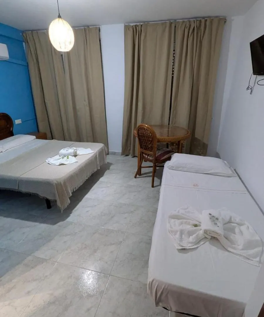Hostal Europa Tarragona Affittacamere