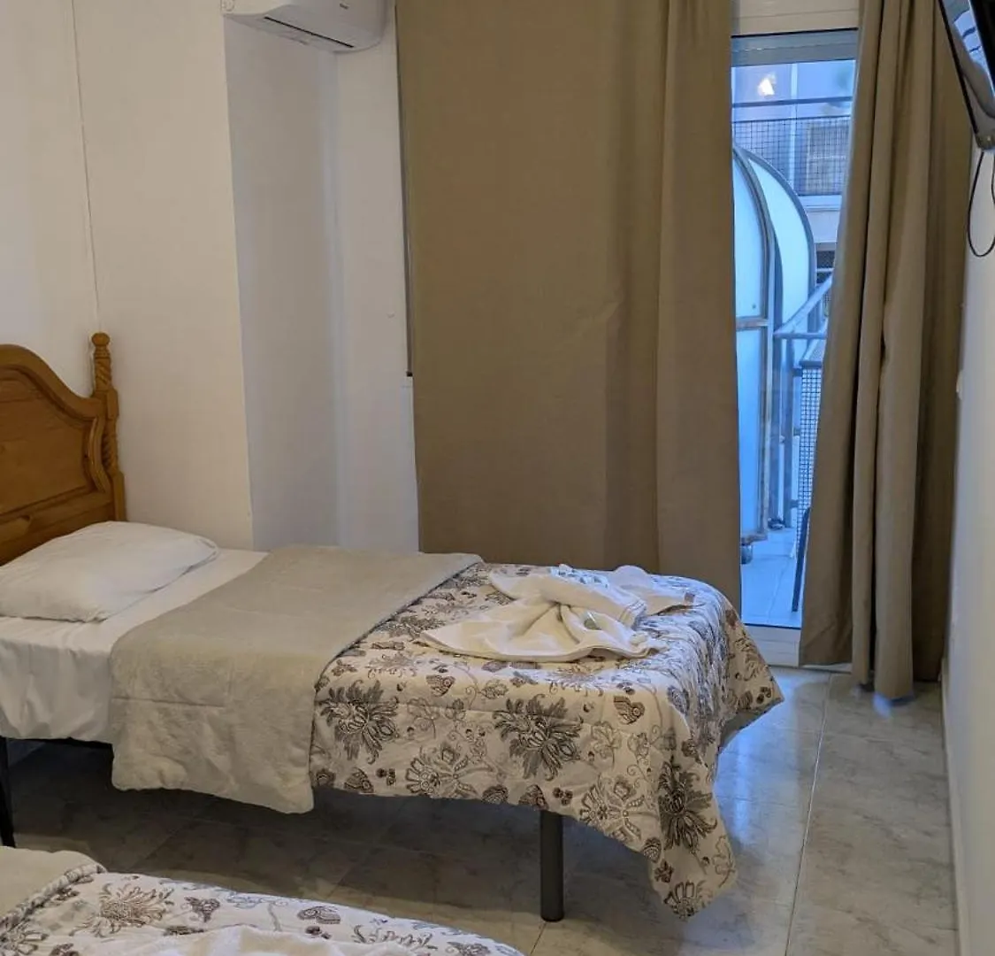 Hostal Europa Tarragona 3*,  Spagna